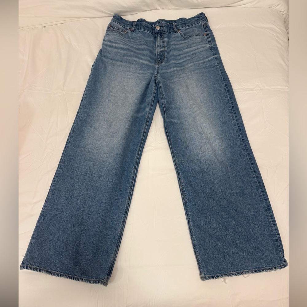 American Eagle Classic Blue Wide-Leg Jeans